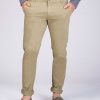 Beżowe spodnie chino z paskiem R-LUCKY