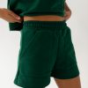 Spodenki z dzianiny dresowej w kolorze DEEP FOREST GREEN – TENDER BY MARSALA