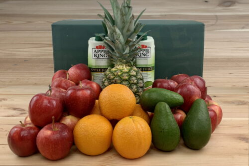 Mnóstwo owoców do domu 4 – jabłka pomarańcze awokado ananas sok tłoczony