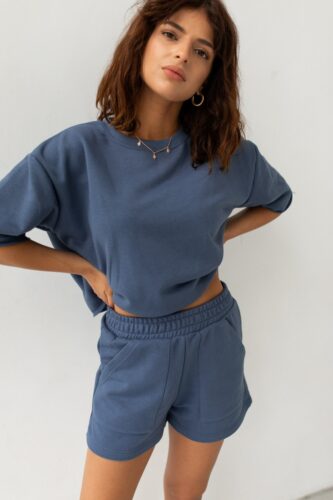 Luźny top z dzianiny dresowej w kolorze BREEZY BLUE – NASTY BY MARSALA